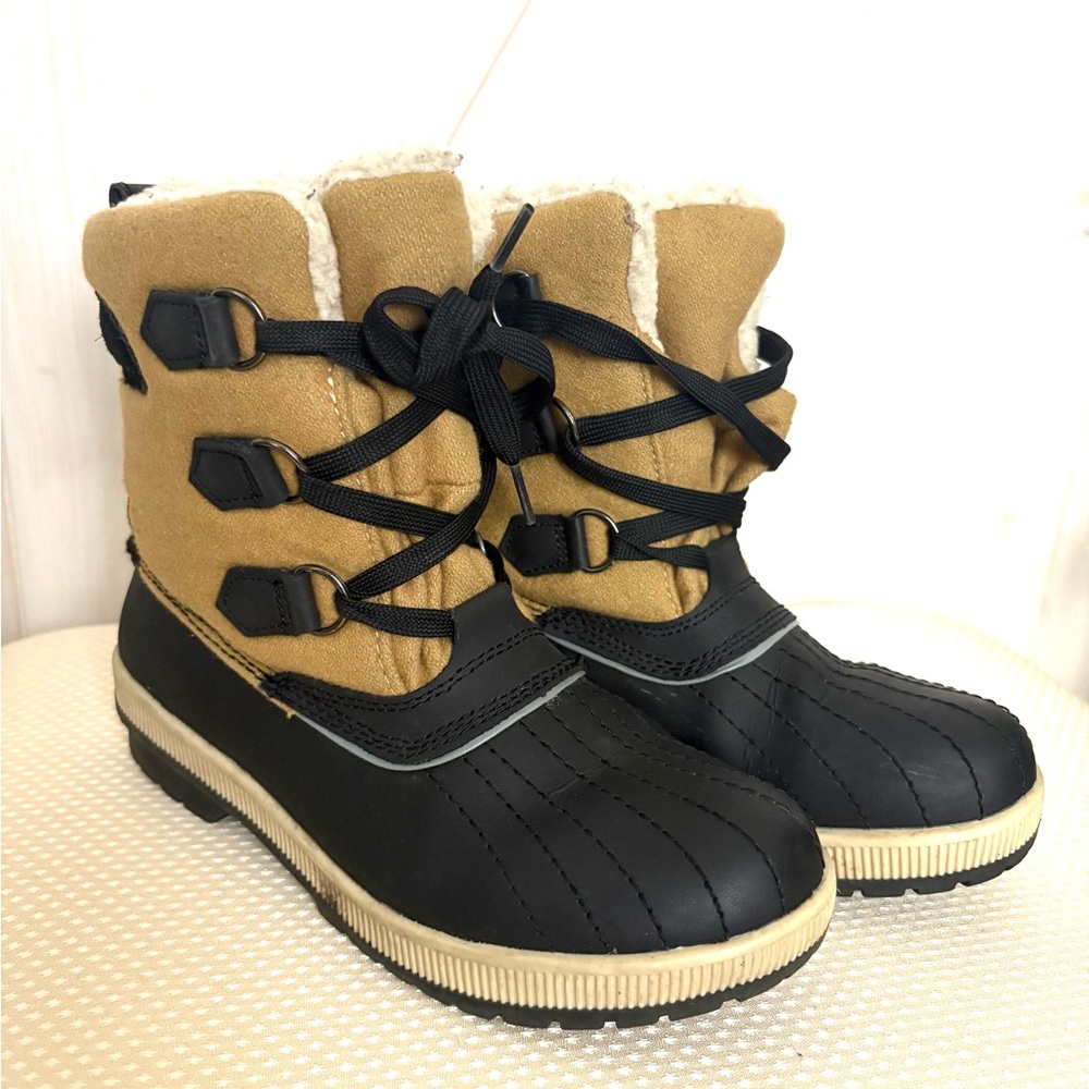 Abound Tan and Black Winter Boots size 6